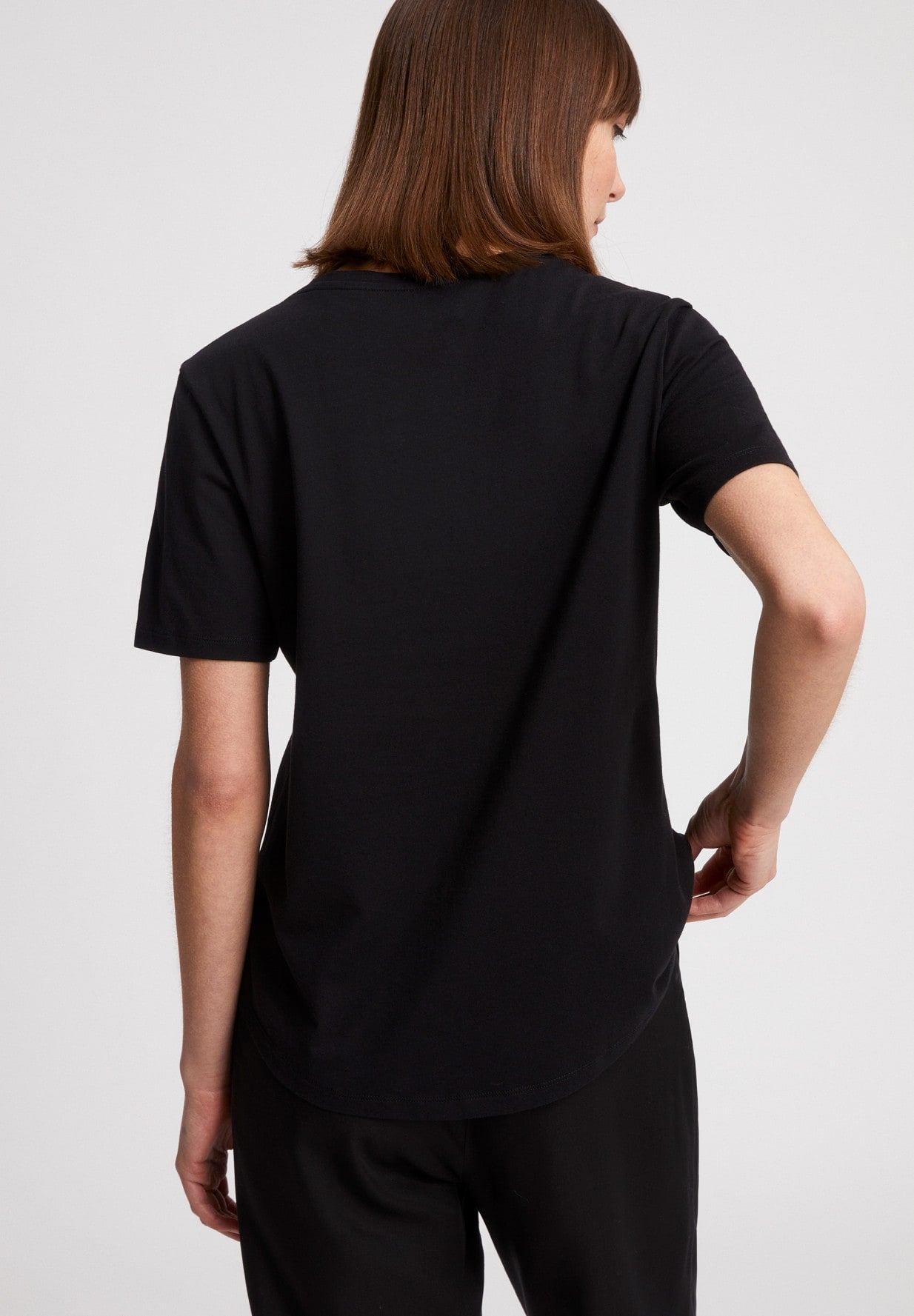 T-shirt noir en coton bio - Minaa black