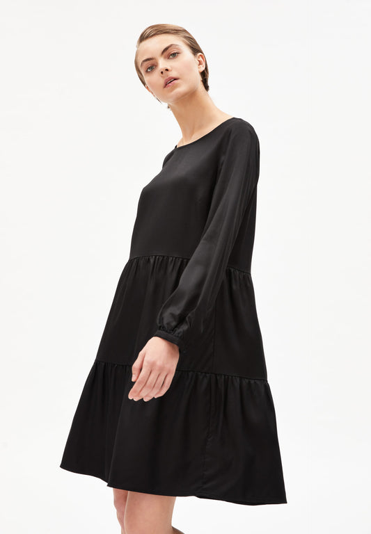 Robe courte patineuse noire en lenzing - Mirelaa