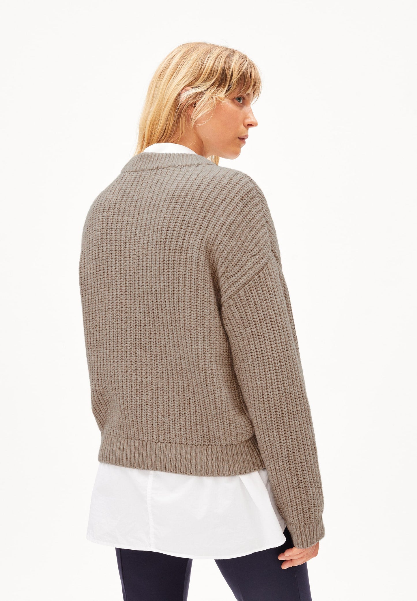 Pull en maille en coton et laine bio | Beige "miyaar solid permafrost melange"