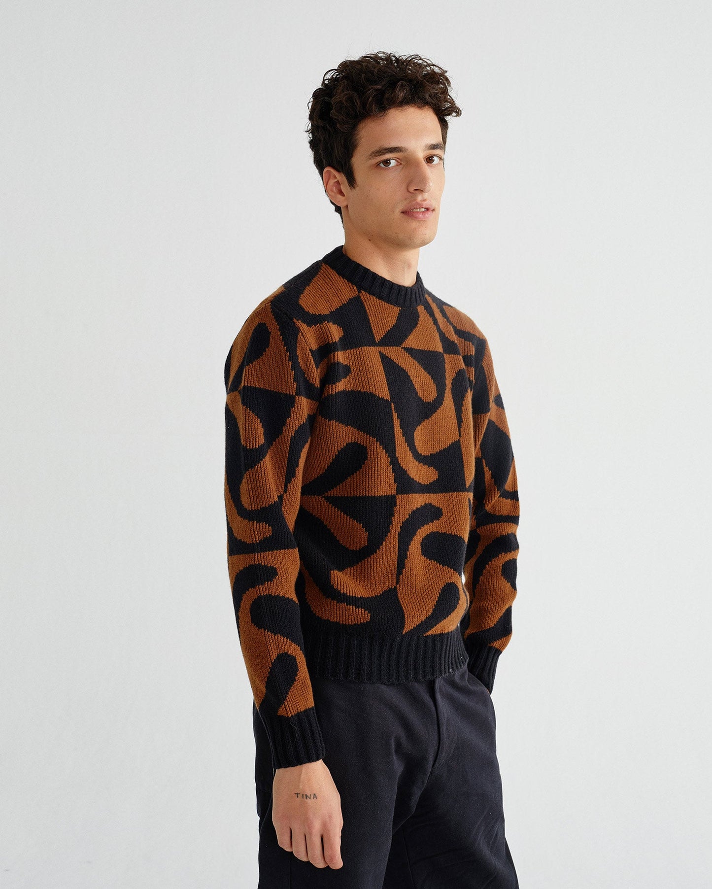 Pull motifs marron et noir en laine - Khem