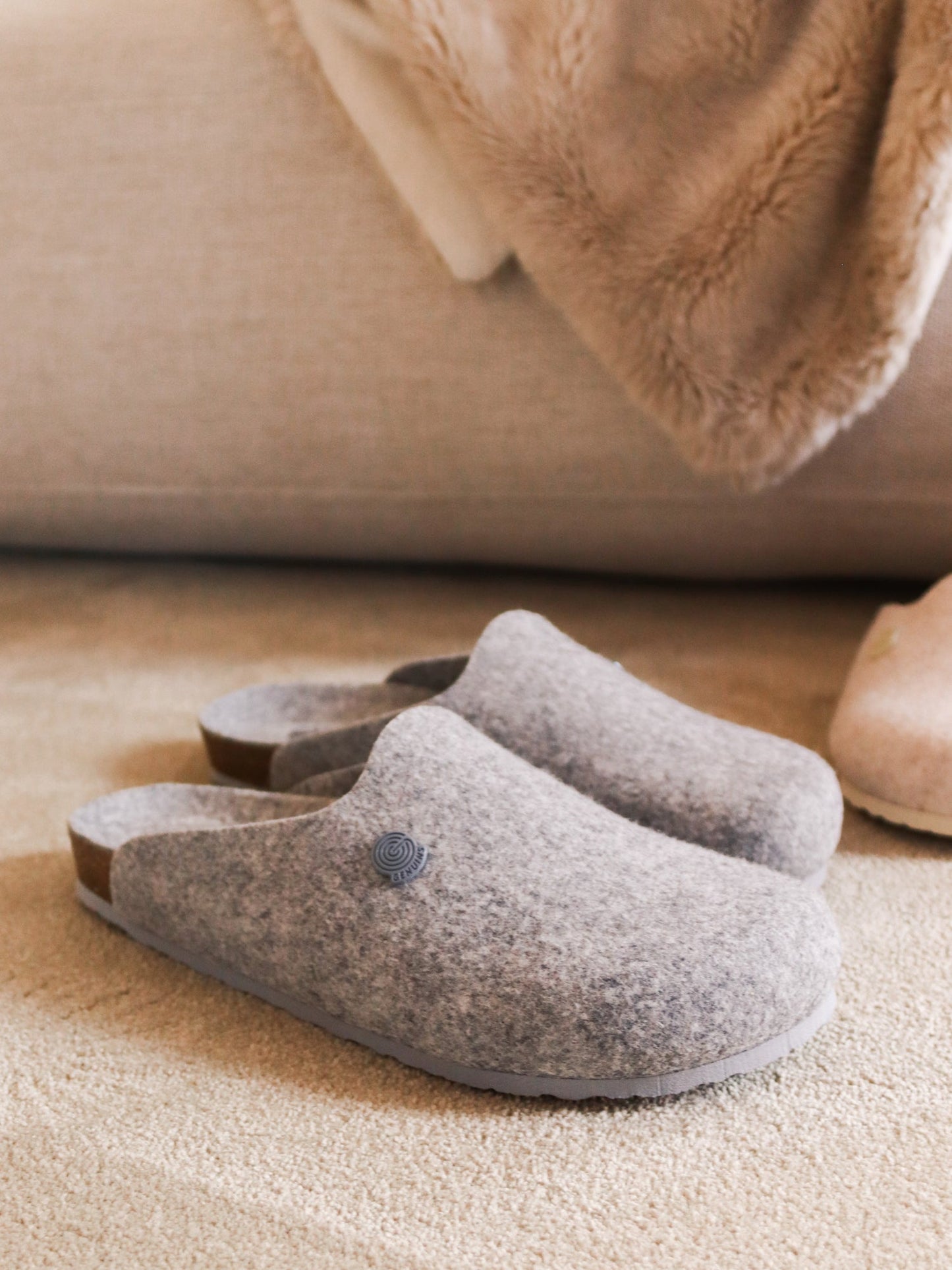 Chaussons sabots en matières recyclées | gris "helsinki monochrome gray"