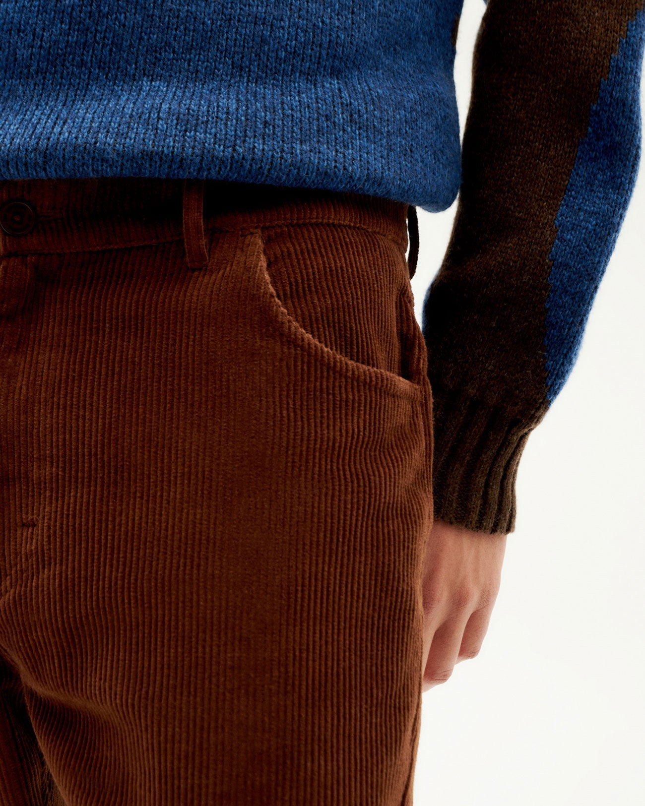 Pantalon en velours côtelé de coton bio | marron "chocolate corduroy five pockets pants"