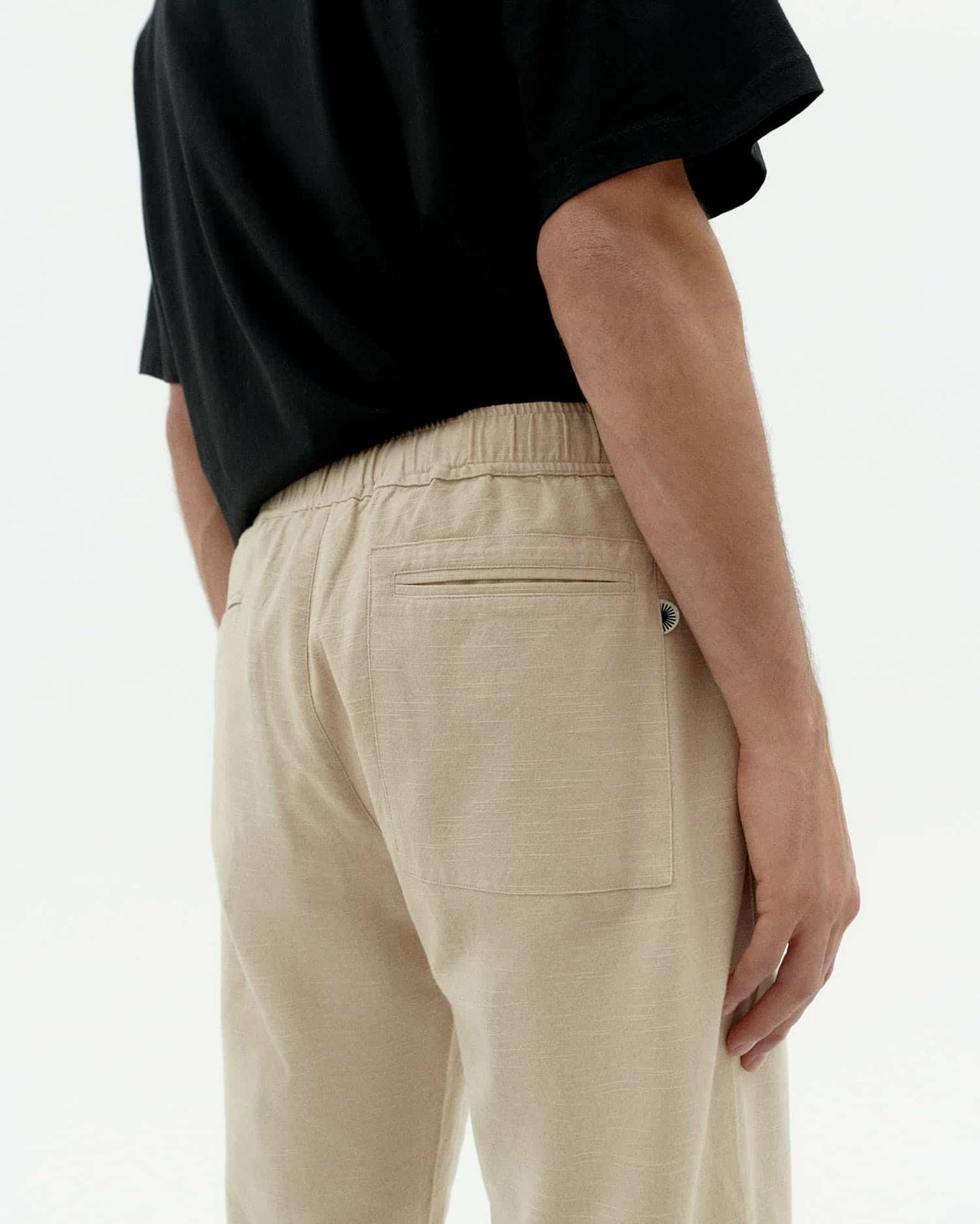Pantalon droit léger en coton bio | écru "Oatmeal travel light pants"