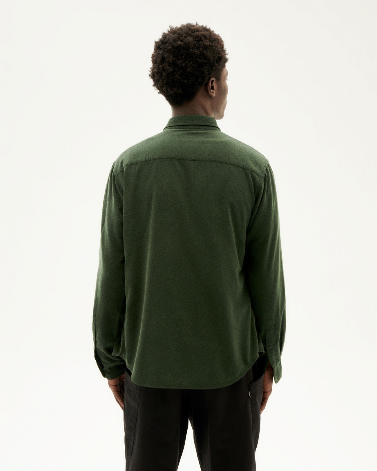 Chemise vert en velours fin coton bio - bottle green microcorduroy ant shirt