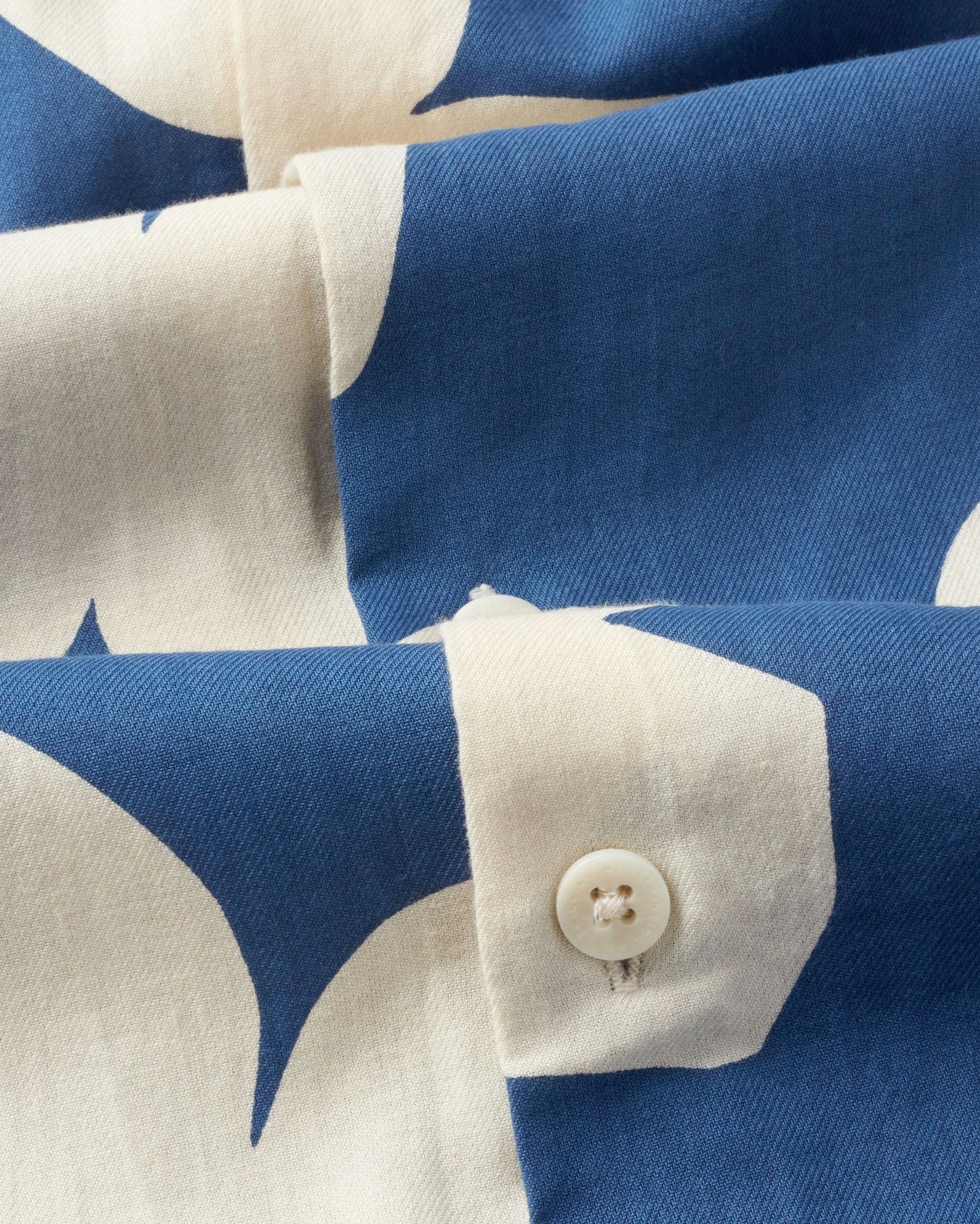 Chemise manches courtes en coton bio | Bleu et blanc "butterfly tom shirt"