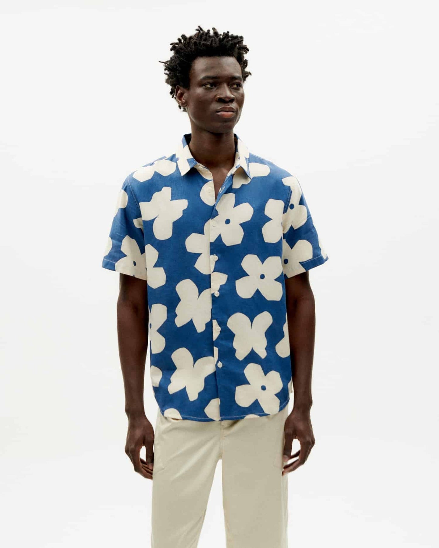Chemise manches courtes en coton bio | Bleu et blanc "butterfly tom shirt"