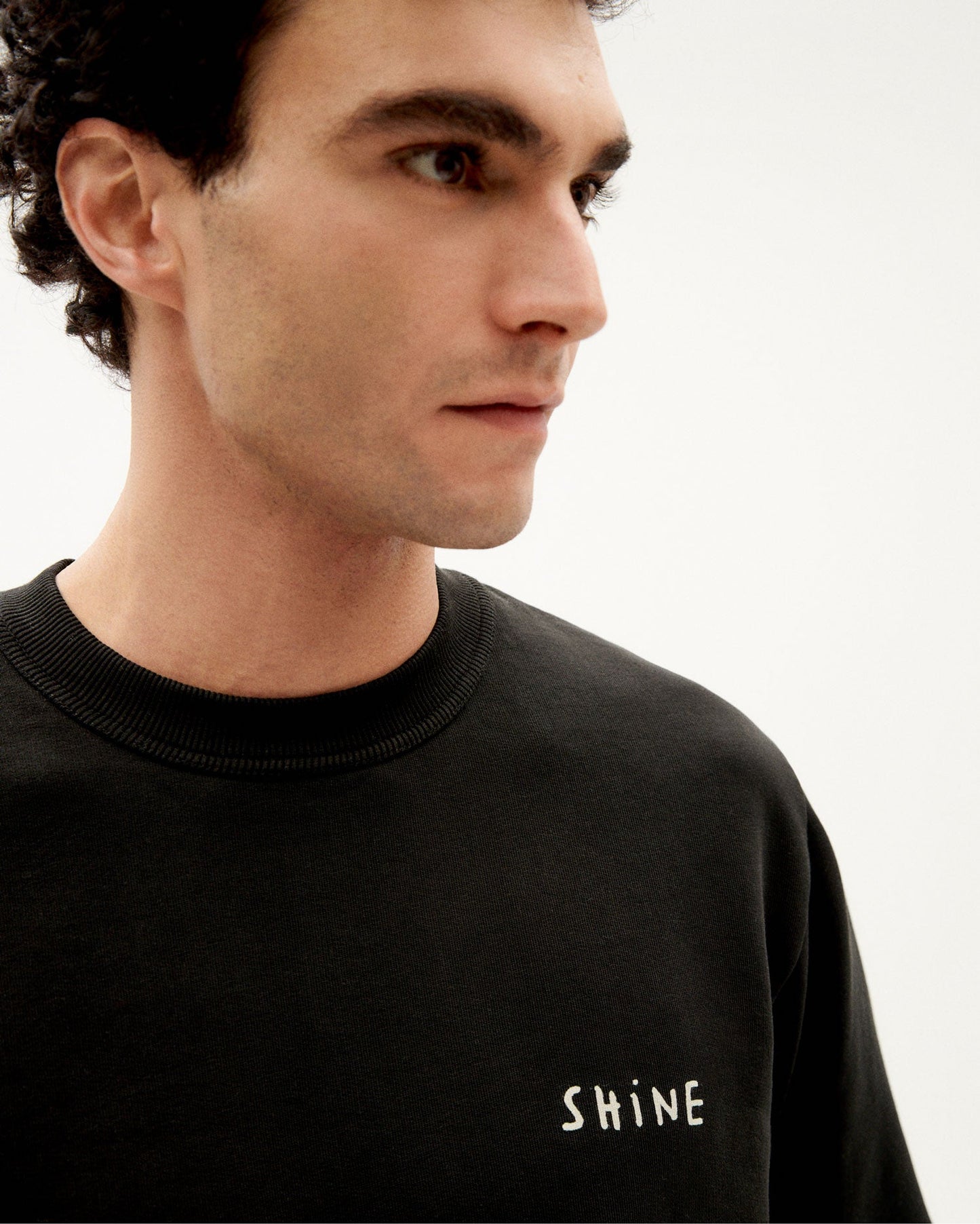 Sweat noir imprimé dos en coton bio - shine