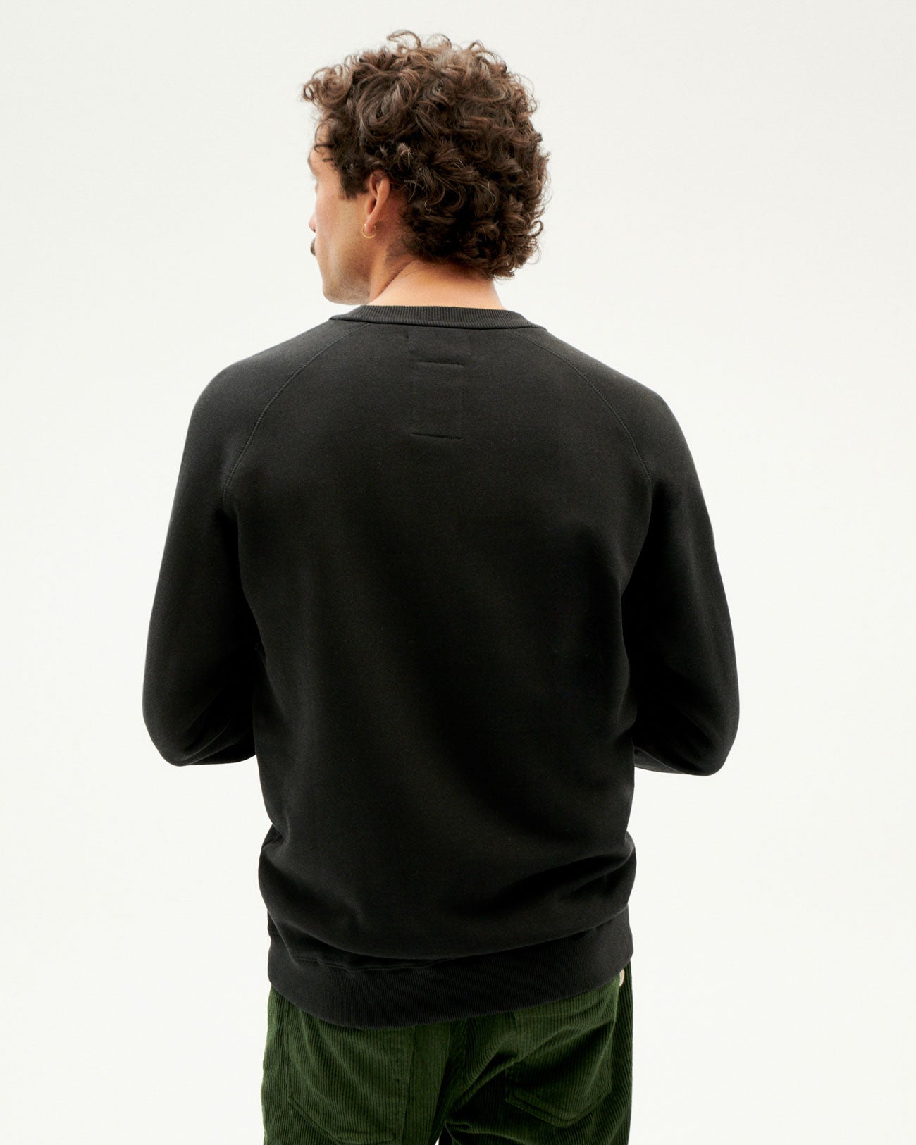 Sweat noir brodé en coton bio - infinite sweatshirt black
