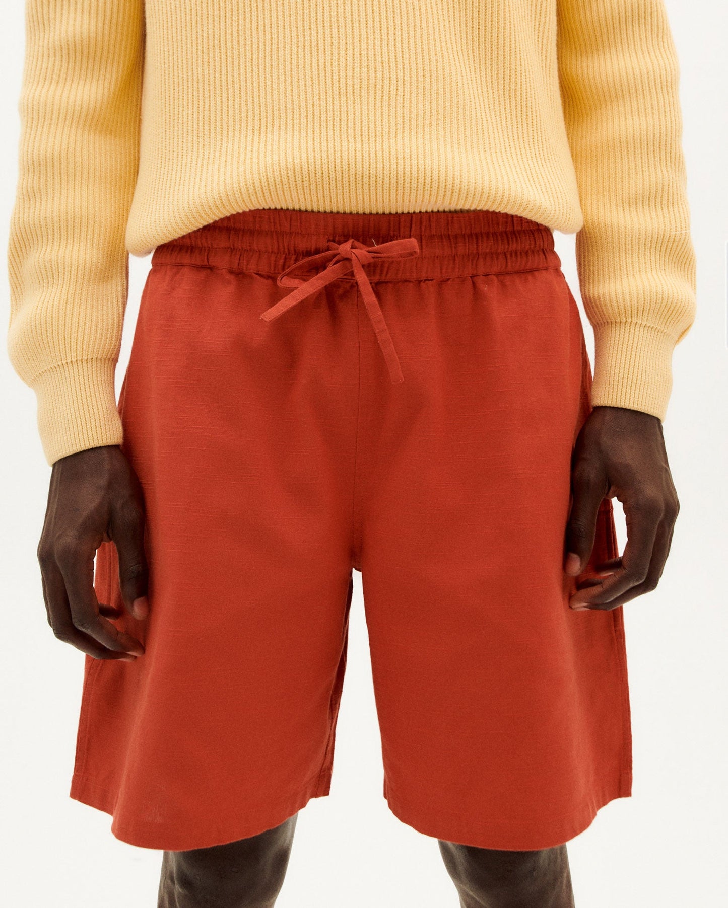 Short rouge orangé en coton bio - crimson henry shorts
