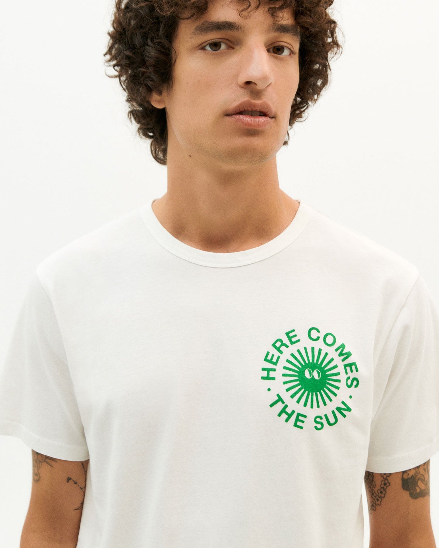 T-shirt imprimé en coton bio | blanc "happy sun t-shirt snow white"
