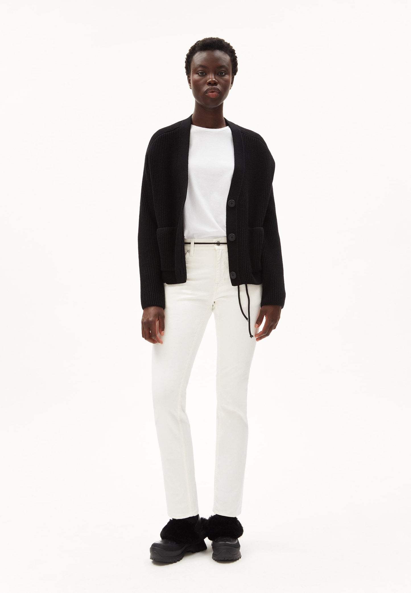 Gilet ample noir en laine bio et recyclée - naokaa black