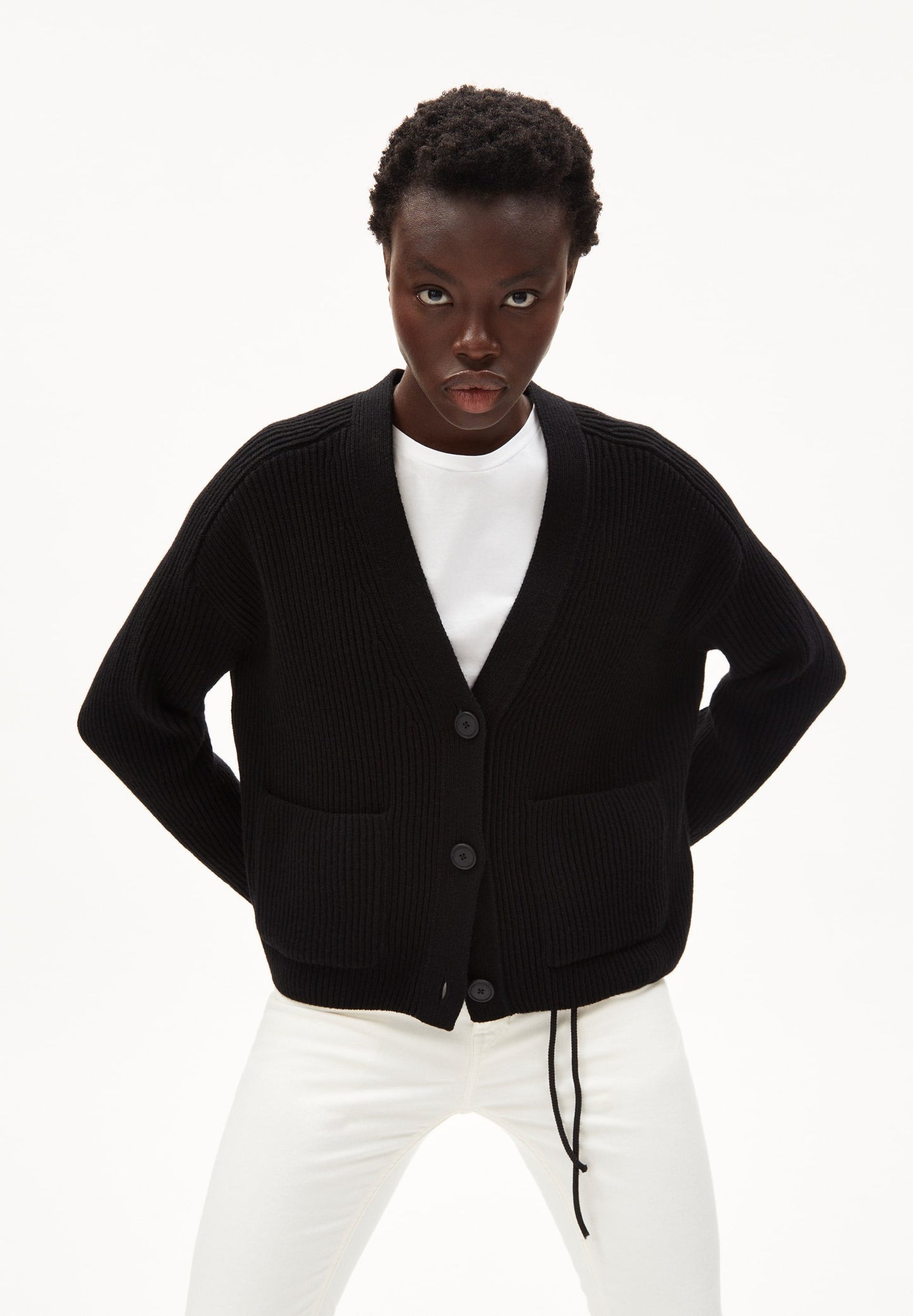 Gilet ample noir en laine bio et recyclée - naokaa black