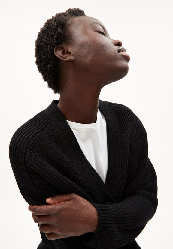 Gilet maille laine bio et recyclée | noir "naokaa reglana black"