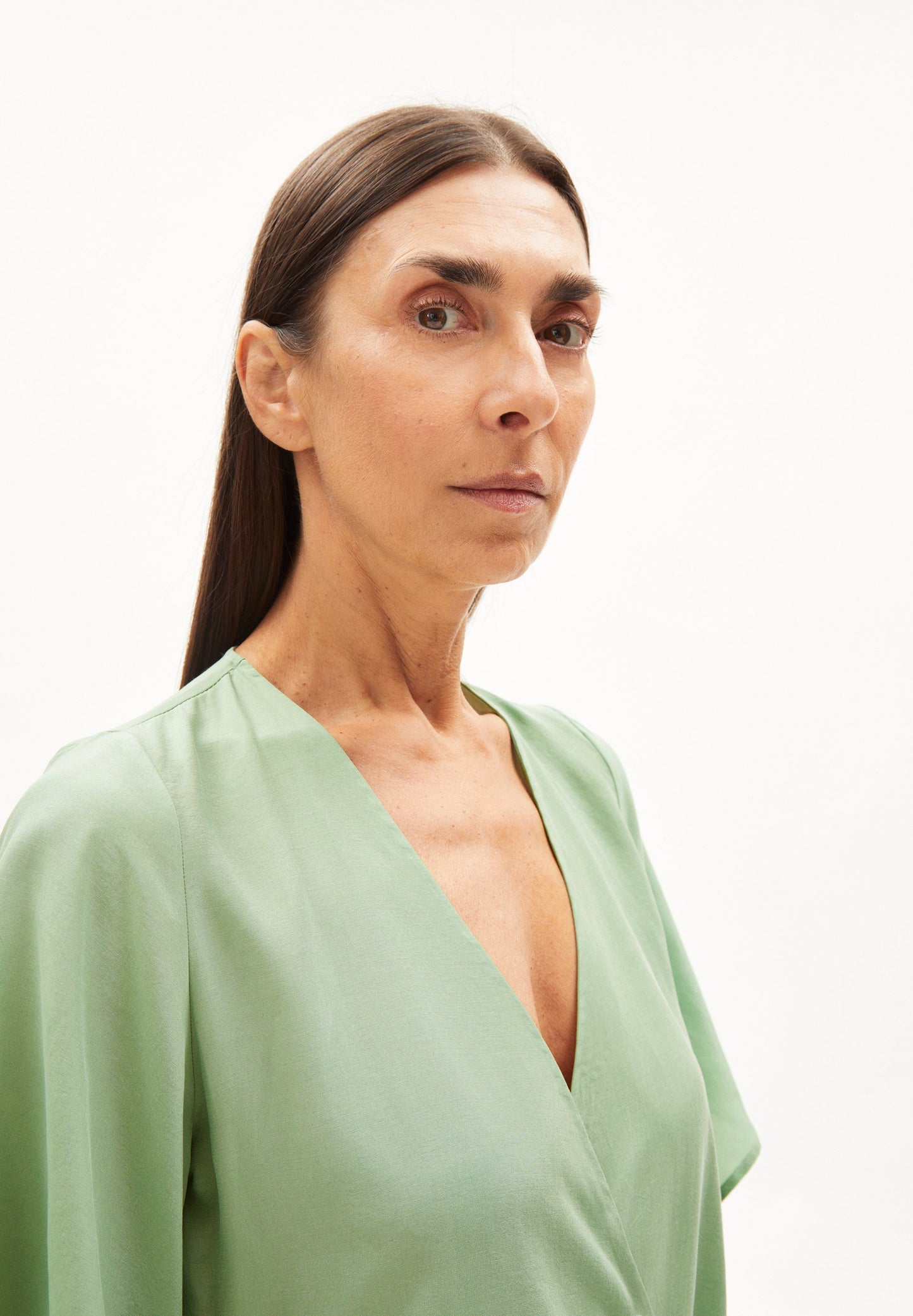 Robe portefeuille verte en tencel - nataale smith green