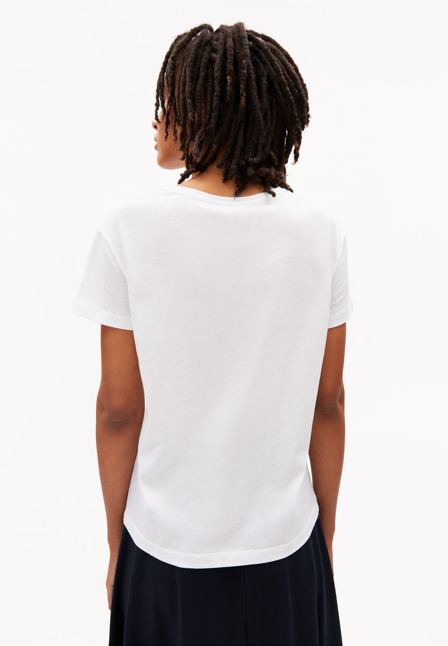 T-shirt blanc en coton bio - nelaa cutted landscape