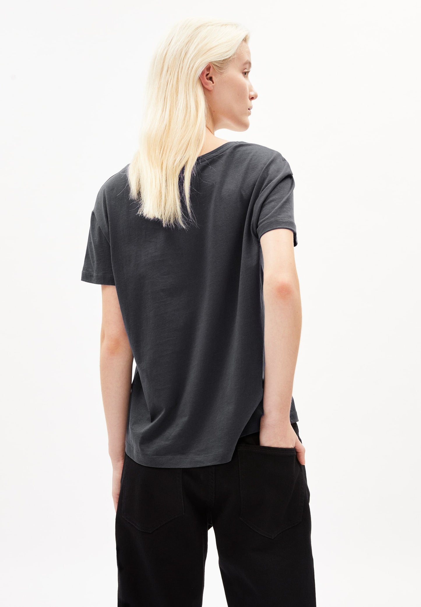 T-shirt graphite imprimé en coton bio - nelaa squares graphite