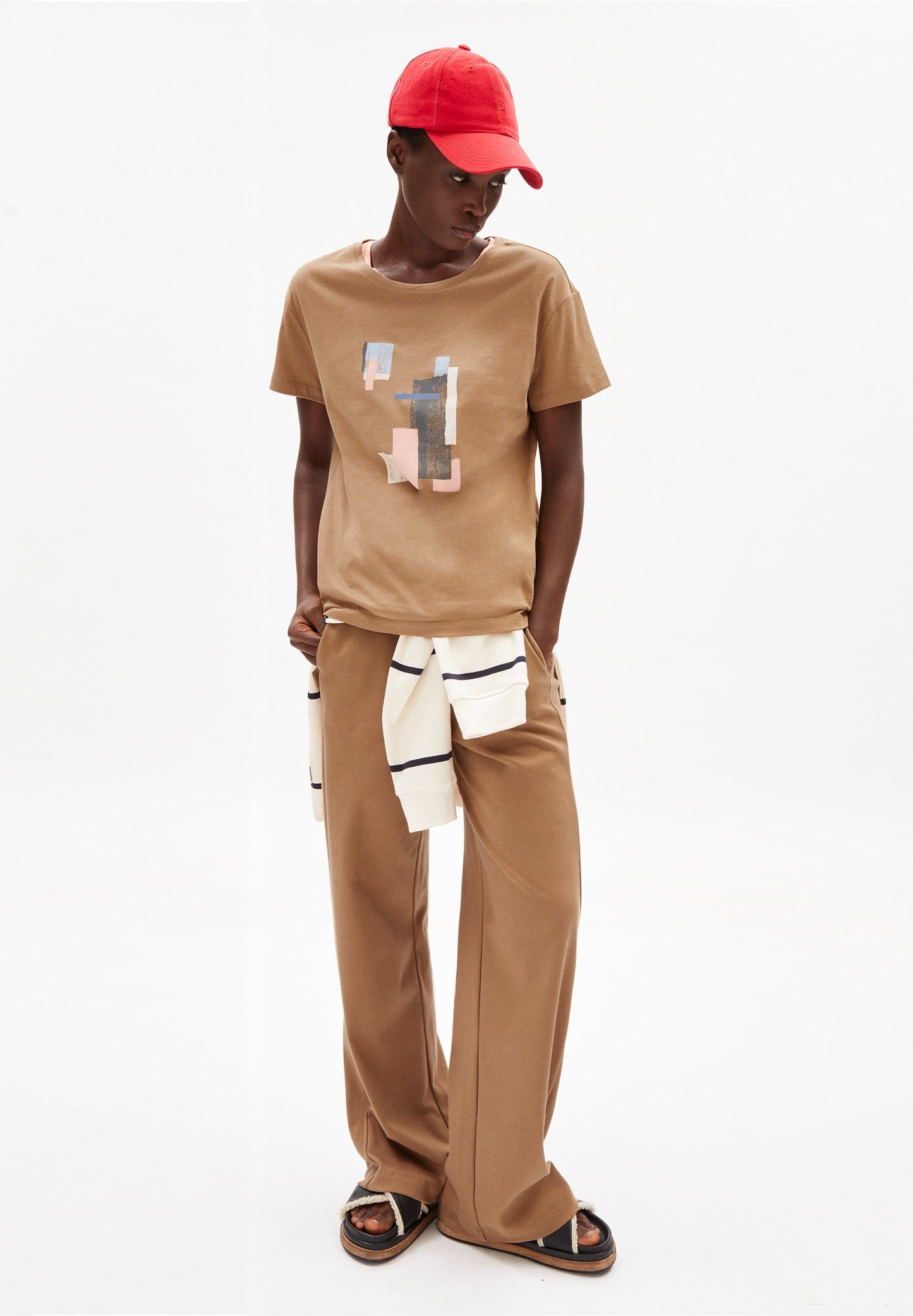 T-shirt imprimé marron en coton bio - nelaa squares