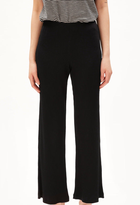 Pantalon côtelé noir en coton bio - niaan black