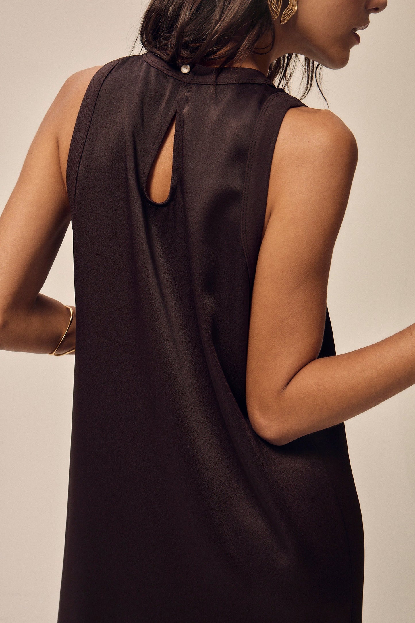 Robe longue satinée en matière upcyclée | marron "adid - marron"