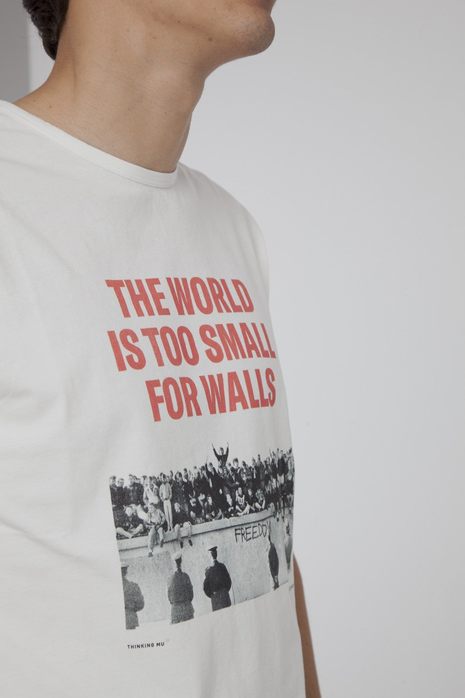 T-shirt imprimé blanc en coton bio - No walls berlin