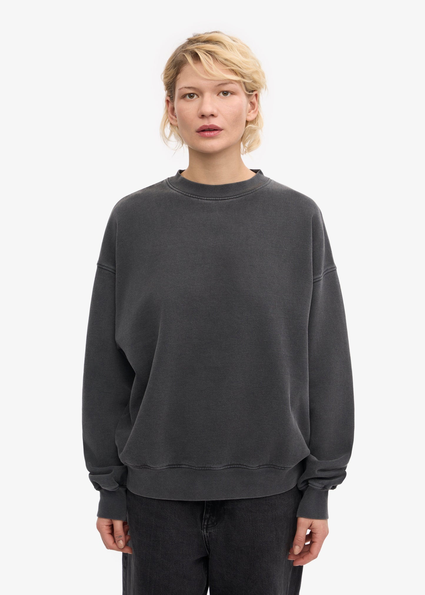 Sweat mixte oversize en coton bio | noir délavé "faded black"