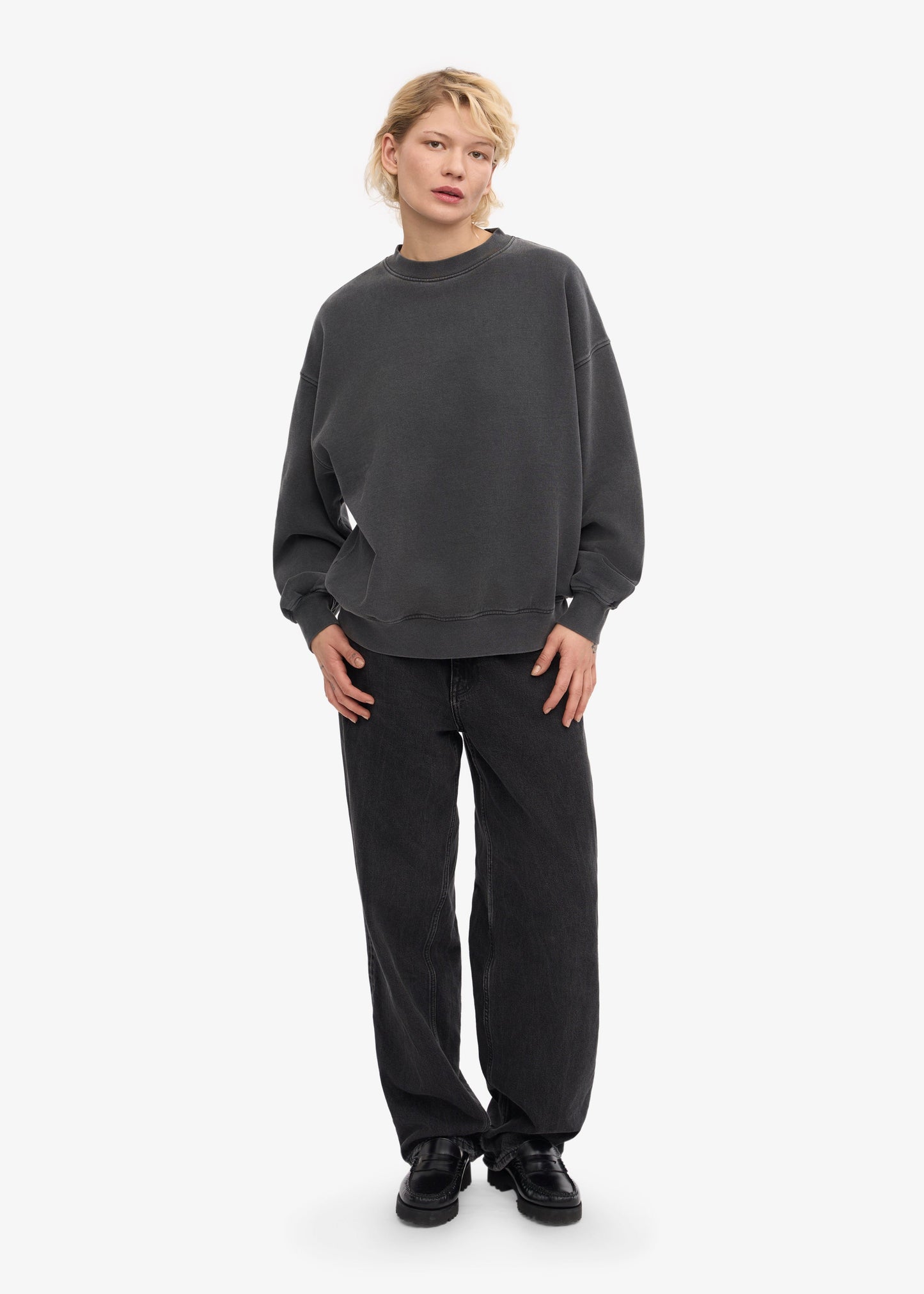 Sweat mixte oversize en coton bio | noir délavé "faded black"