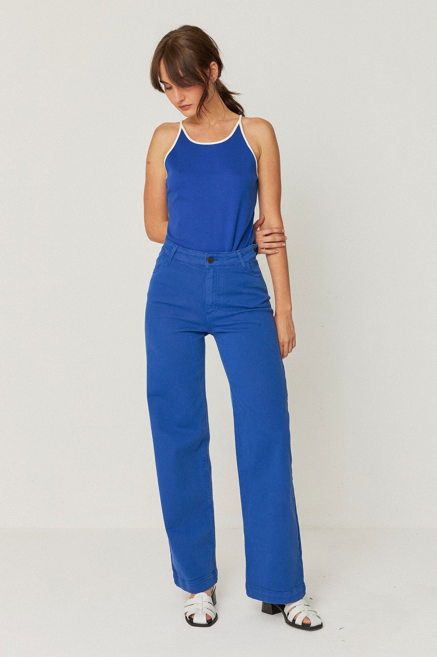 Pantalon droit en coton bio | bleu "Ainhize trouser - indigo blue"