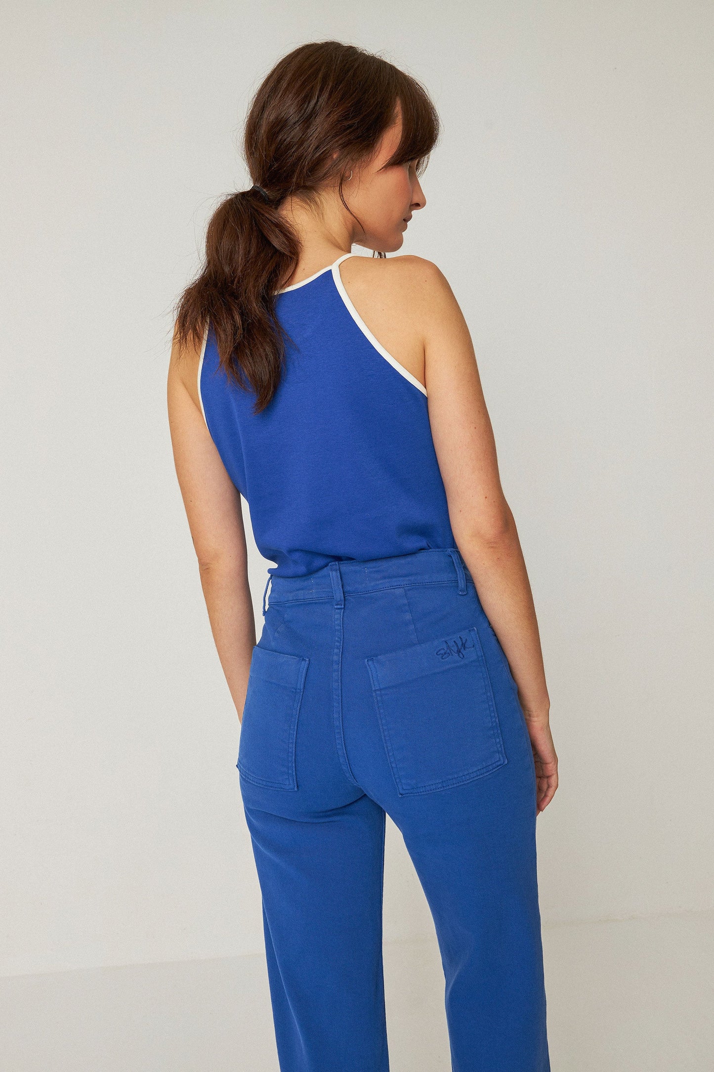 Pantalon droit en coton bio | bleu "Ainhize trouser - indigo blue"