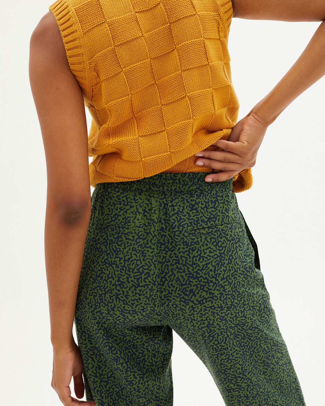 Pantalon ample vert à motifs en coton bio - GREEN CHAMALEON MARIAM PANTS