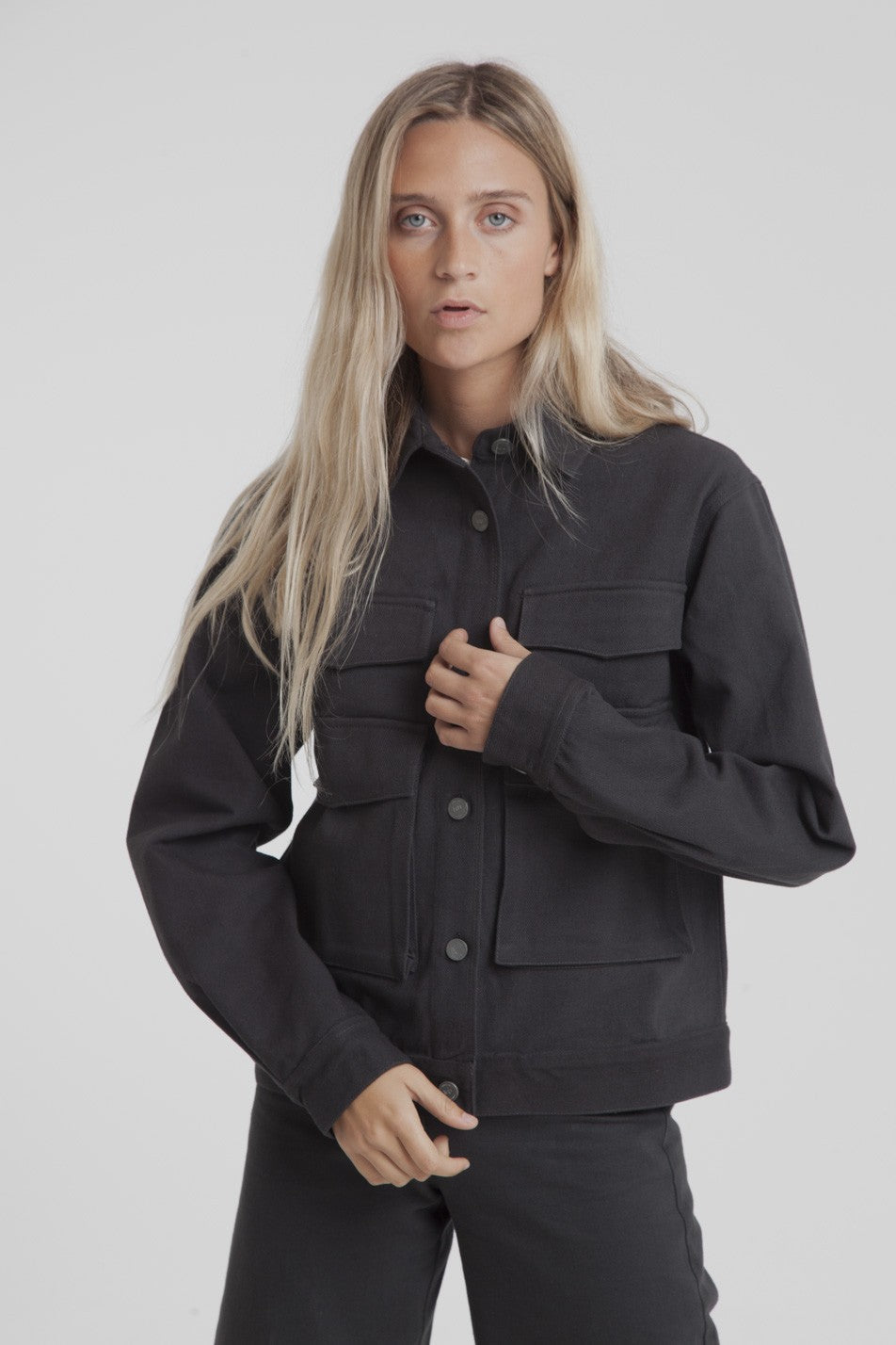 Veste brodée noire en coton bio - Gypsy