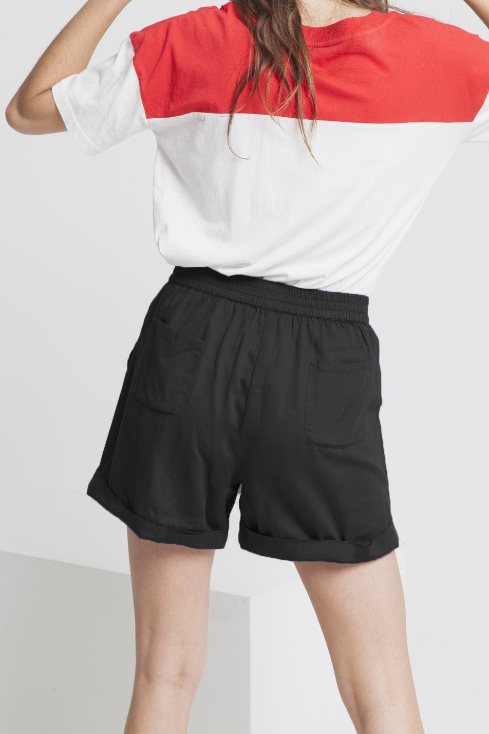 Short uni noir en coton bio - mamma