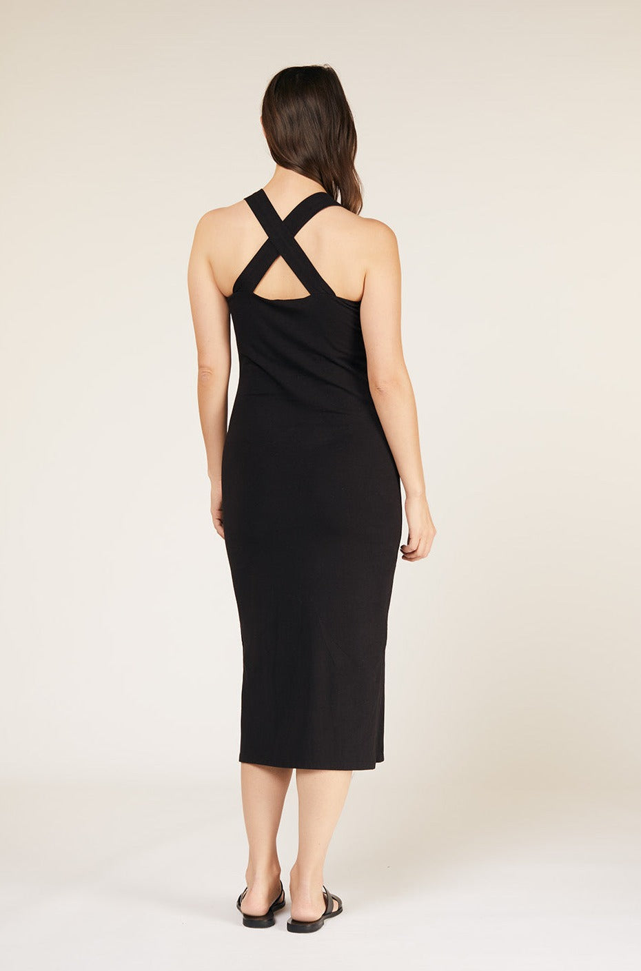 Robe longue noire dos croisé en coton bio - priti