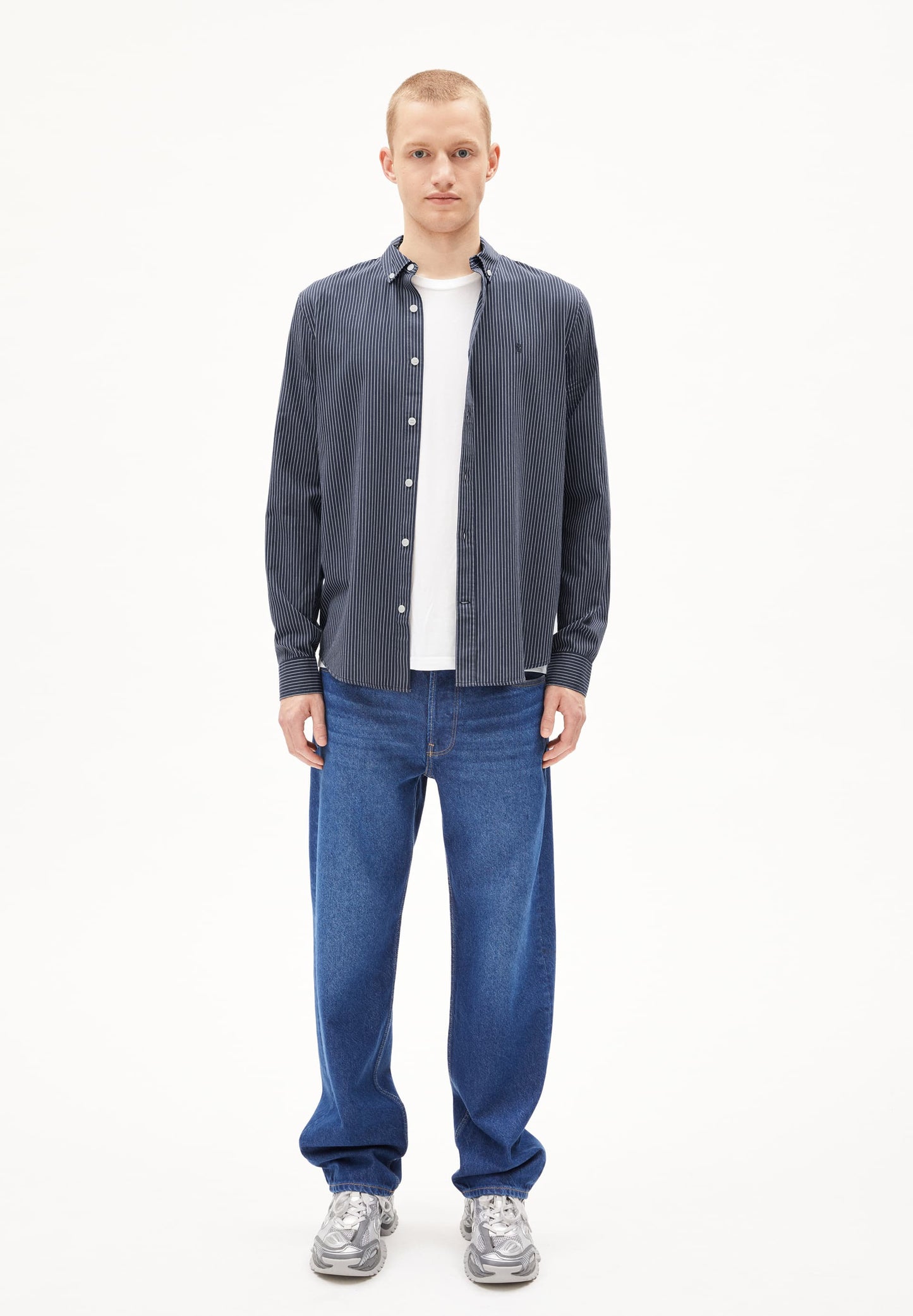 Chemise en coton bio | rayé "quaasa stripes - night sky-white"