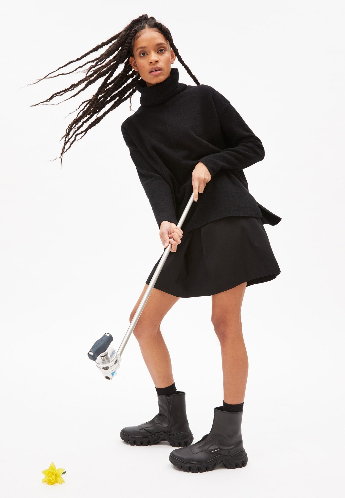 Pull col roulé noir en laine bio et recyclée - RAYAA black