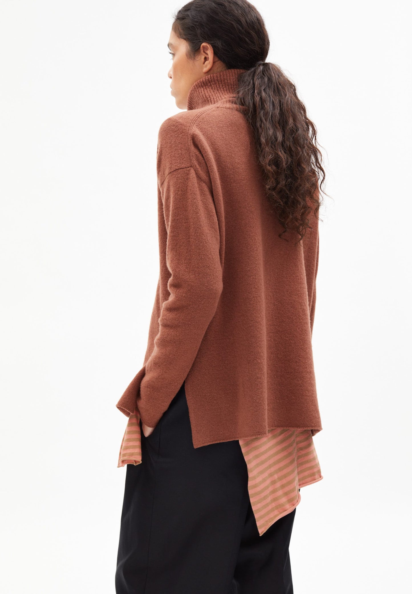 Pull col roulé vieux rose en laine bio et recyclée - RAYAA copper glow melange