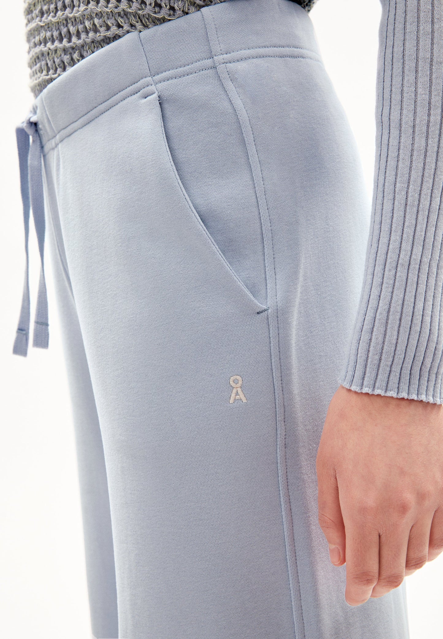 Jogging bleu ciel en coton bio - rivaana morning sky