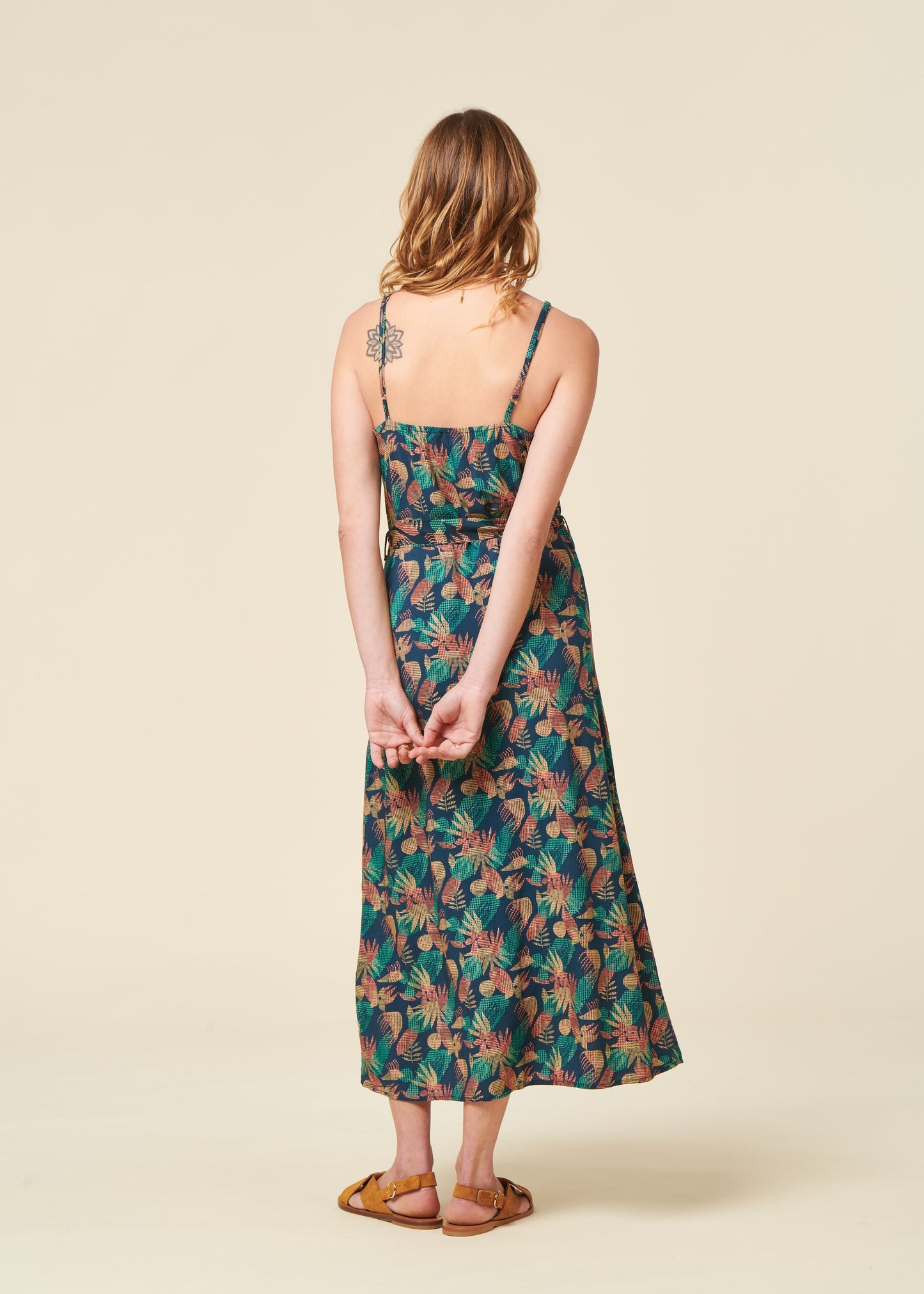 Robe en viscose ecovero | bleu "flower vichy strap dress navy - navy"