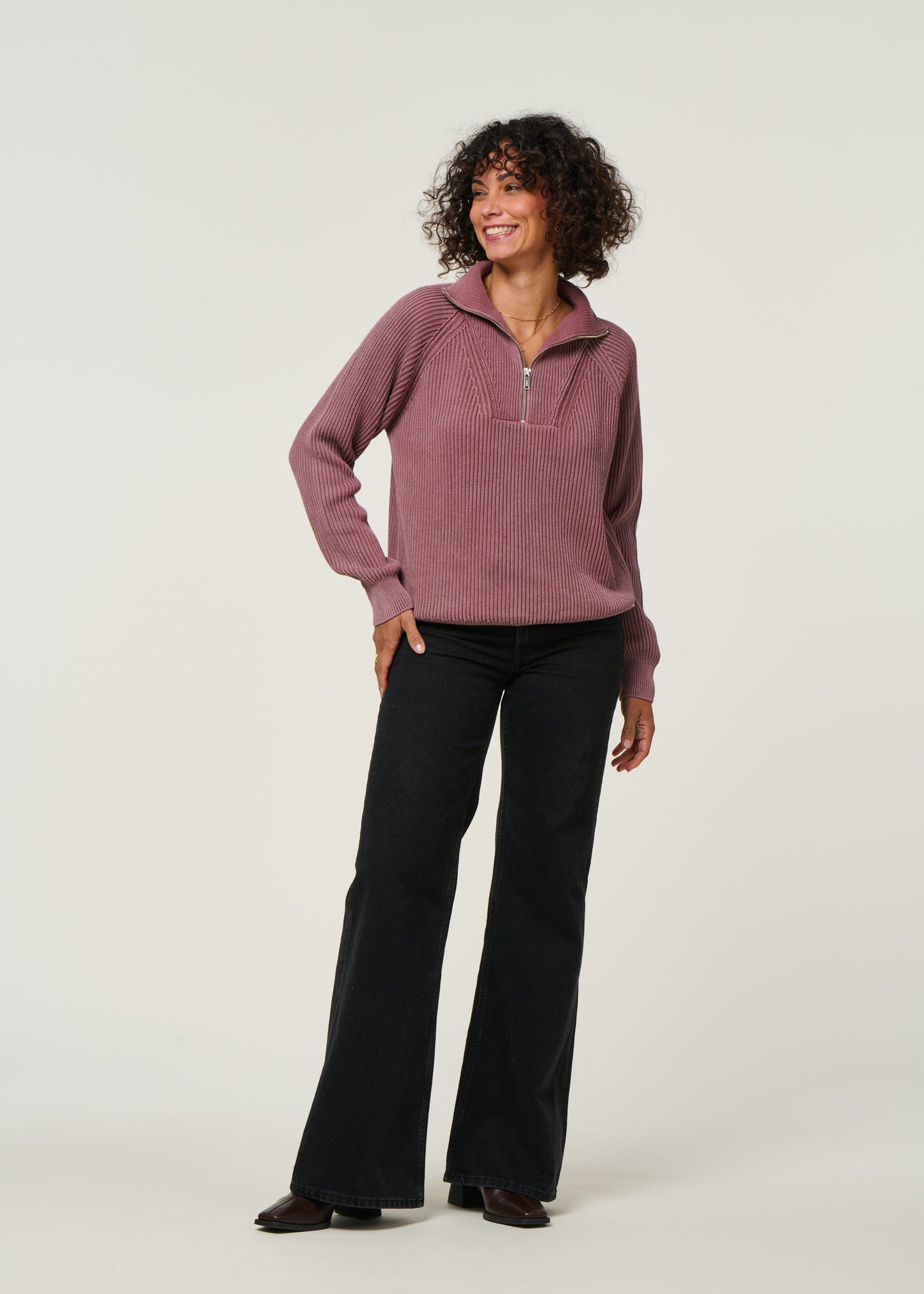 Pull col zippé en coton bio | rose "ronyiaas gmt dye - dark berry"