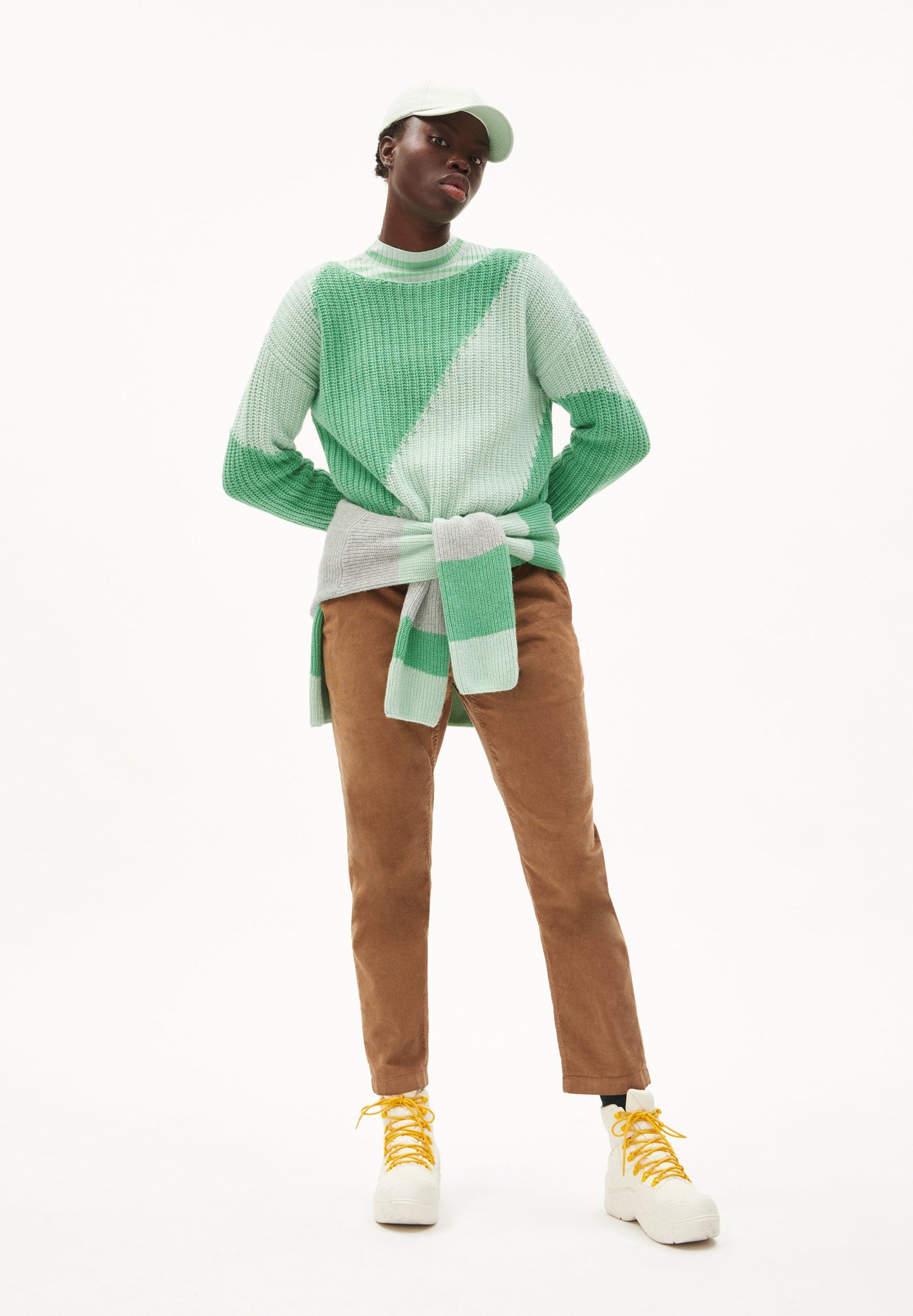Pull ample bicolore vert en laine et coton bio - saadie striped light apple neon