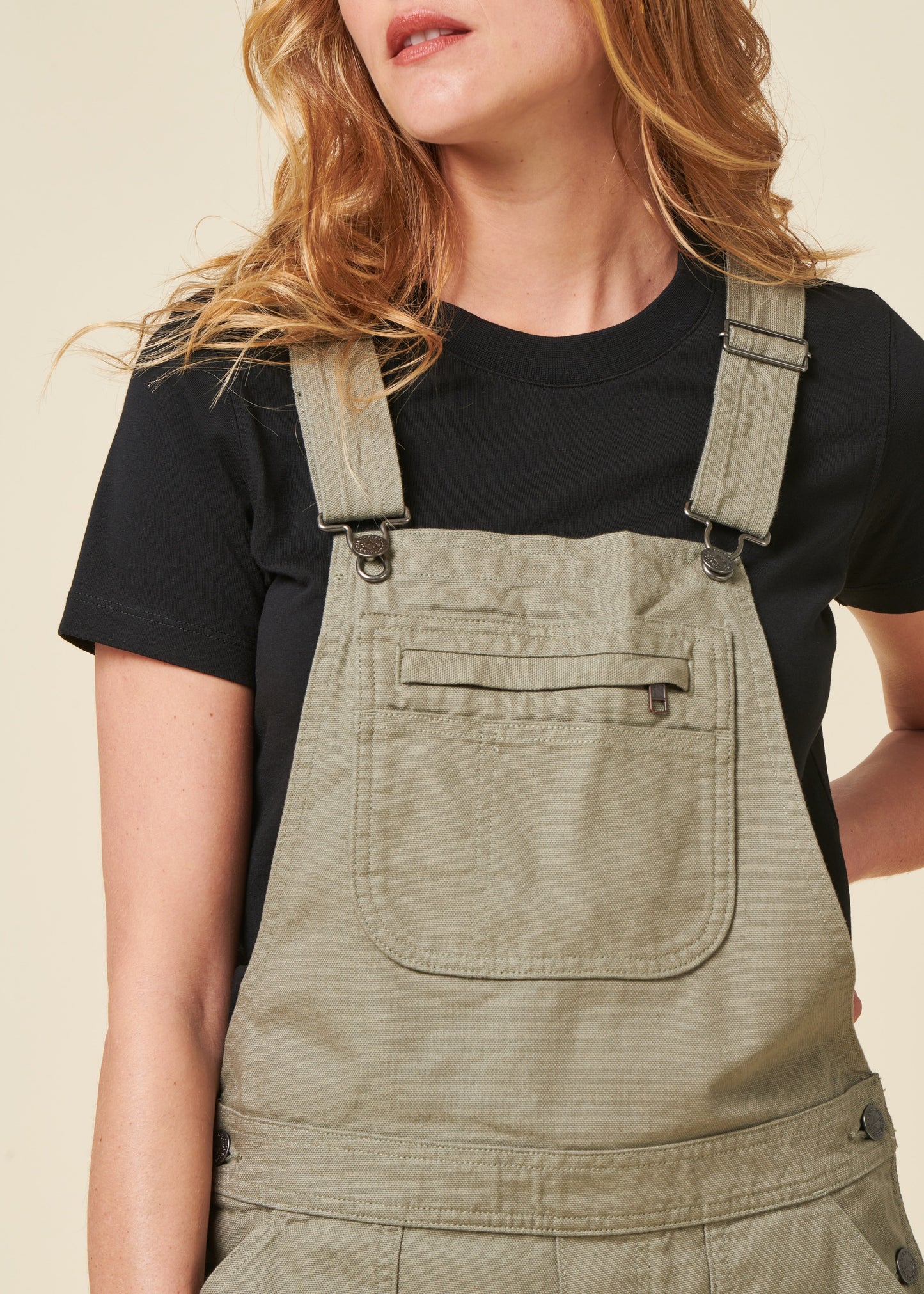 Salopette courte en coton bio | kaki "stand up overalls - river rock green"
