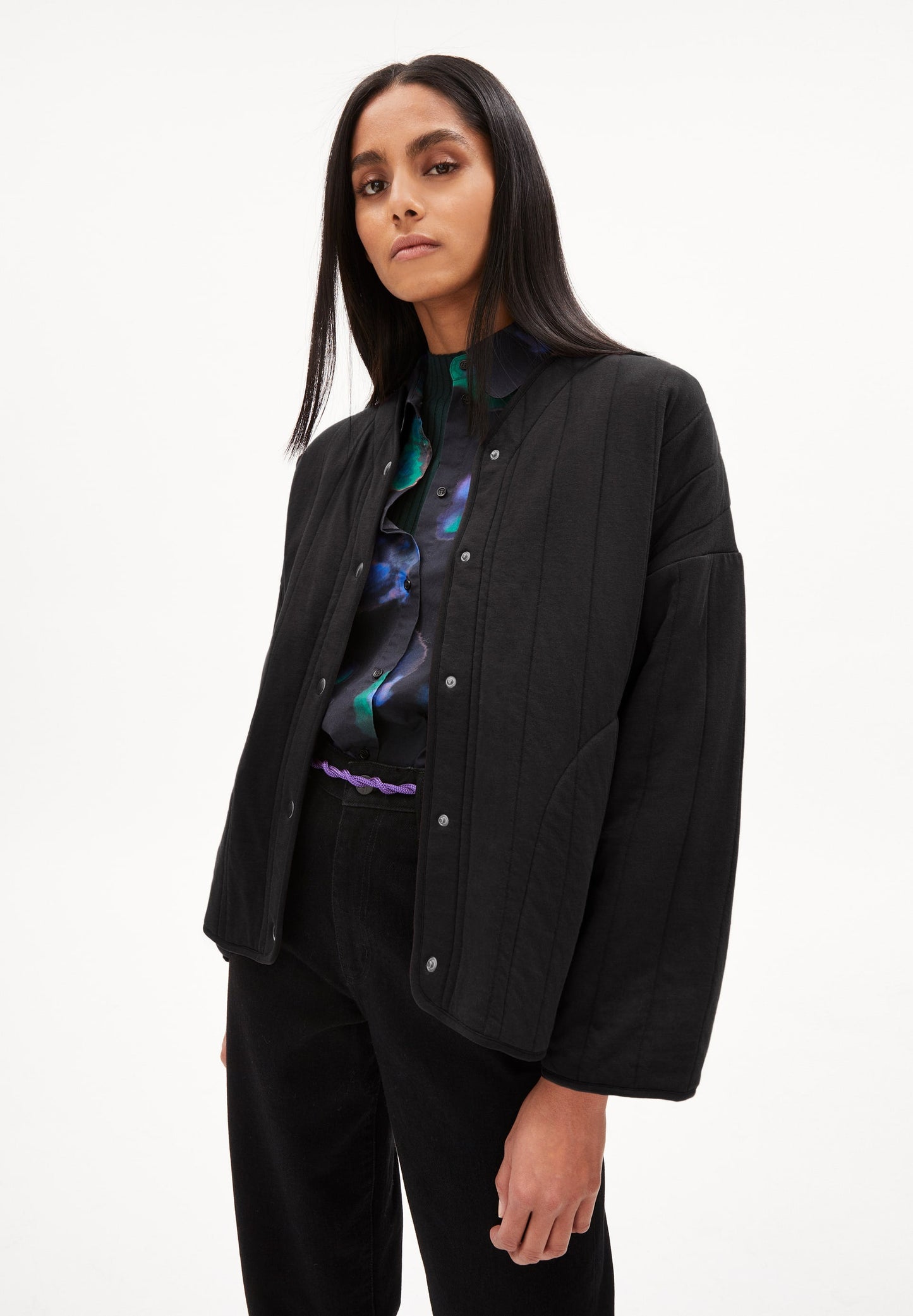 Veste matelassée noire en coton bio et matière recyclée - samiaa black