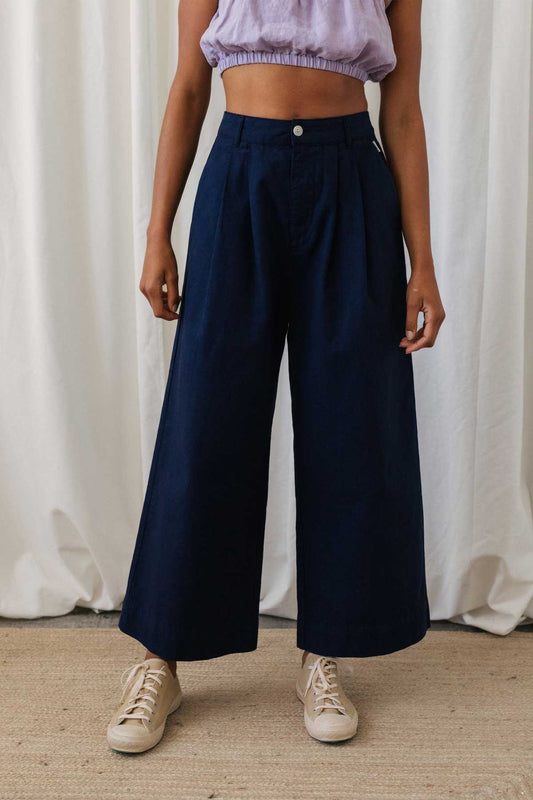 Pantalon ample en coton biologique | bleu "Sandhamn - blue night"