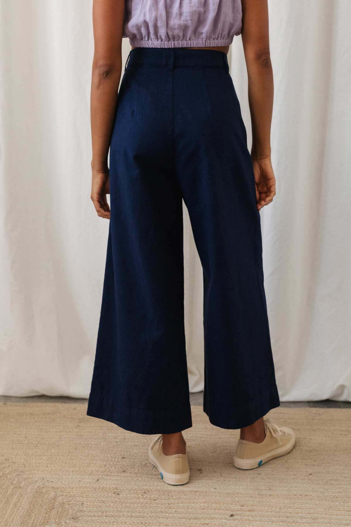Pantalon ample en coton biologique | bleu "Sandhamn - blue night"