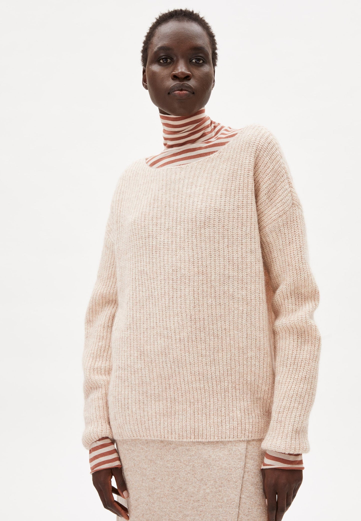 Pull écru maille en coton bio, laine et alpaga - siaana kinoko melange-oatmilk
