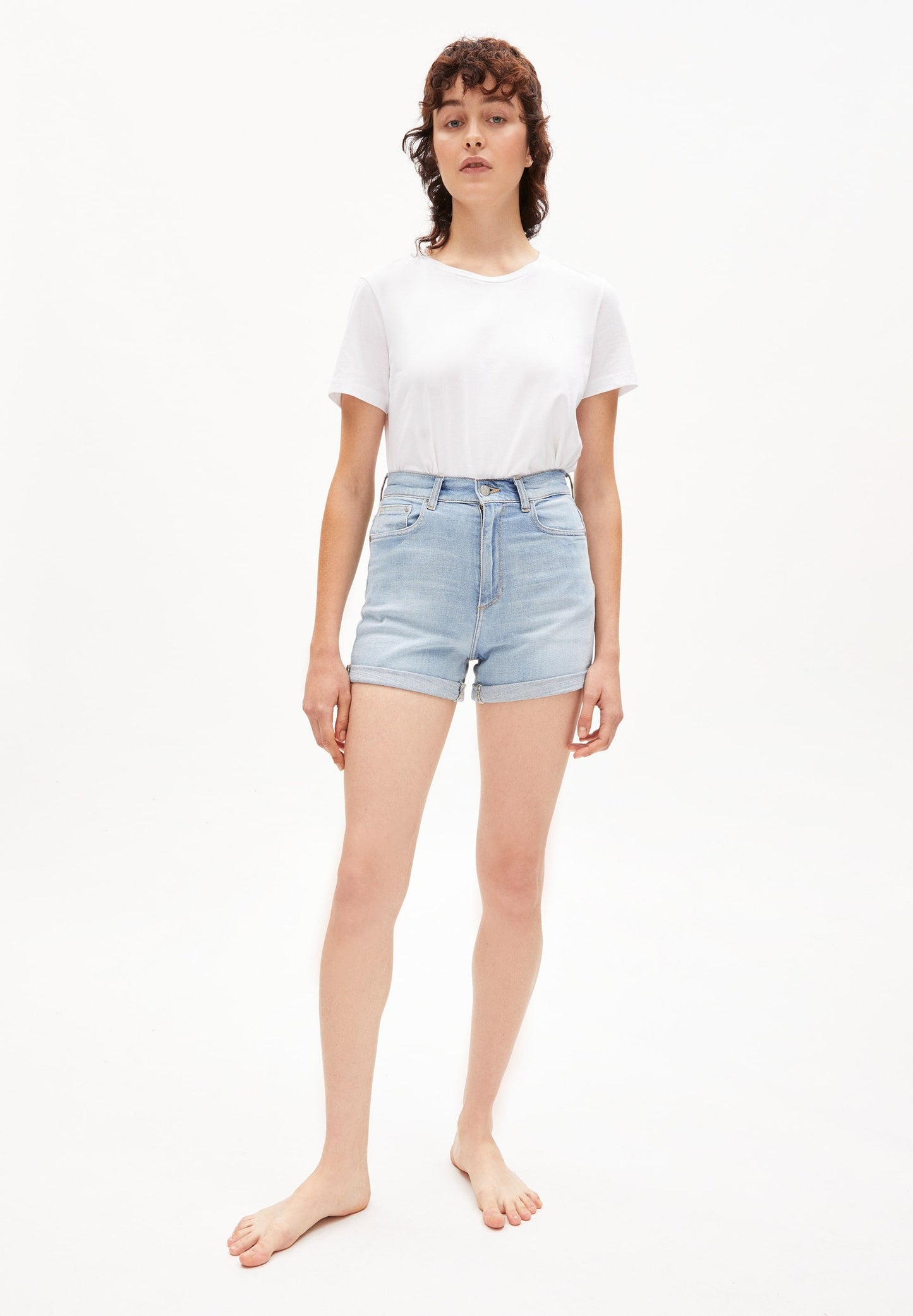Short en jean bleu clair de coton bio et chanvre - silvaa hemp mineral blue