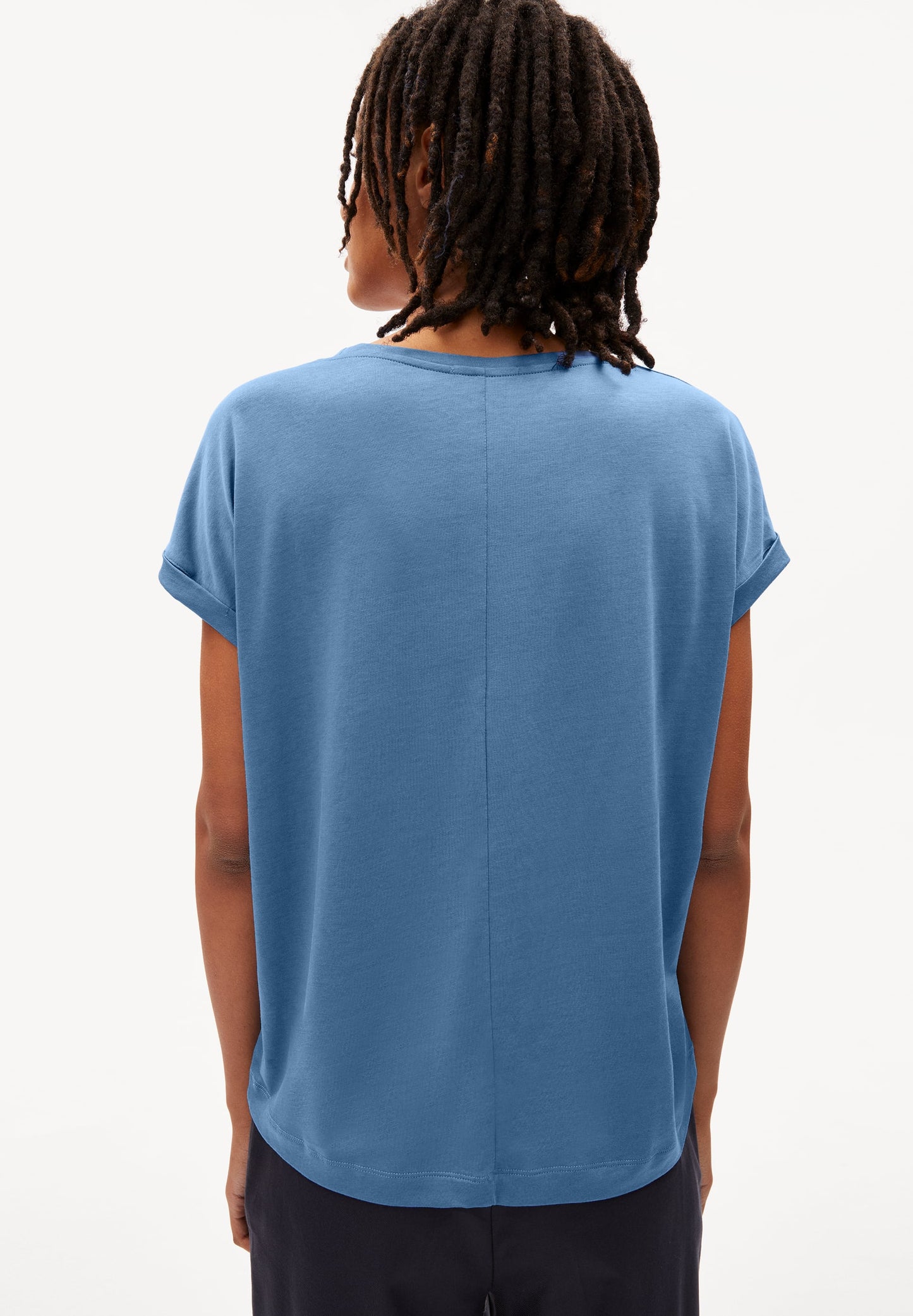T-shirt ample bleu ciel en tencel et coton bio - sinjaa cloudbusting