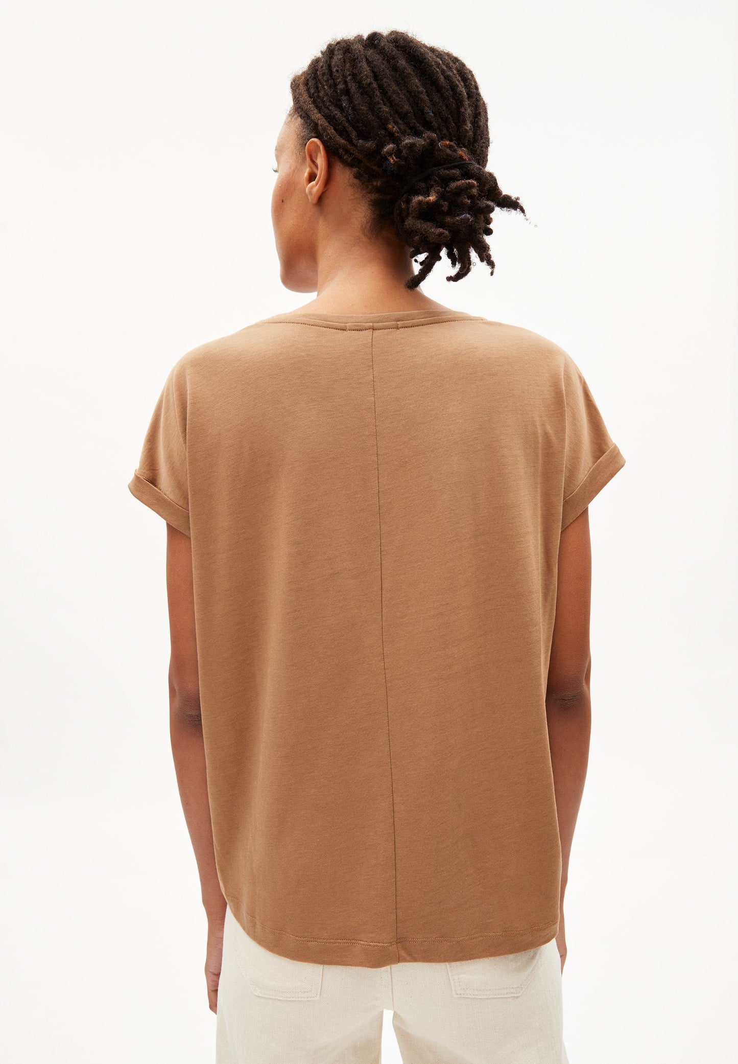 T-shirt ample amande en tencel et coton bio - sinjaa smoky almond