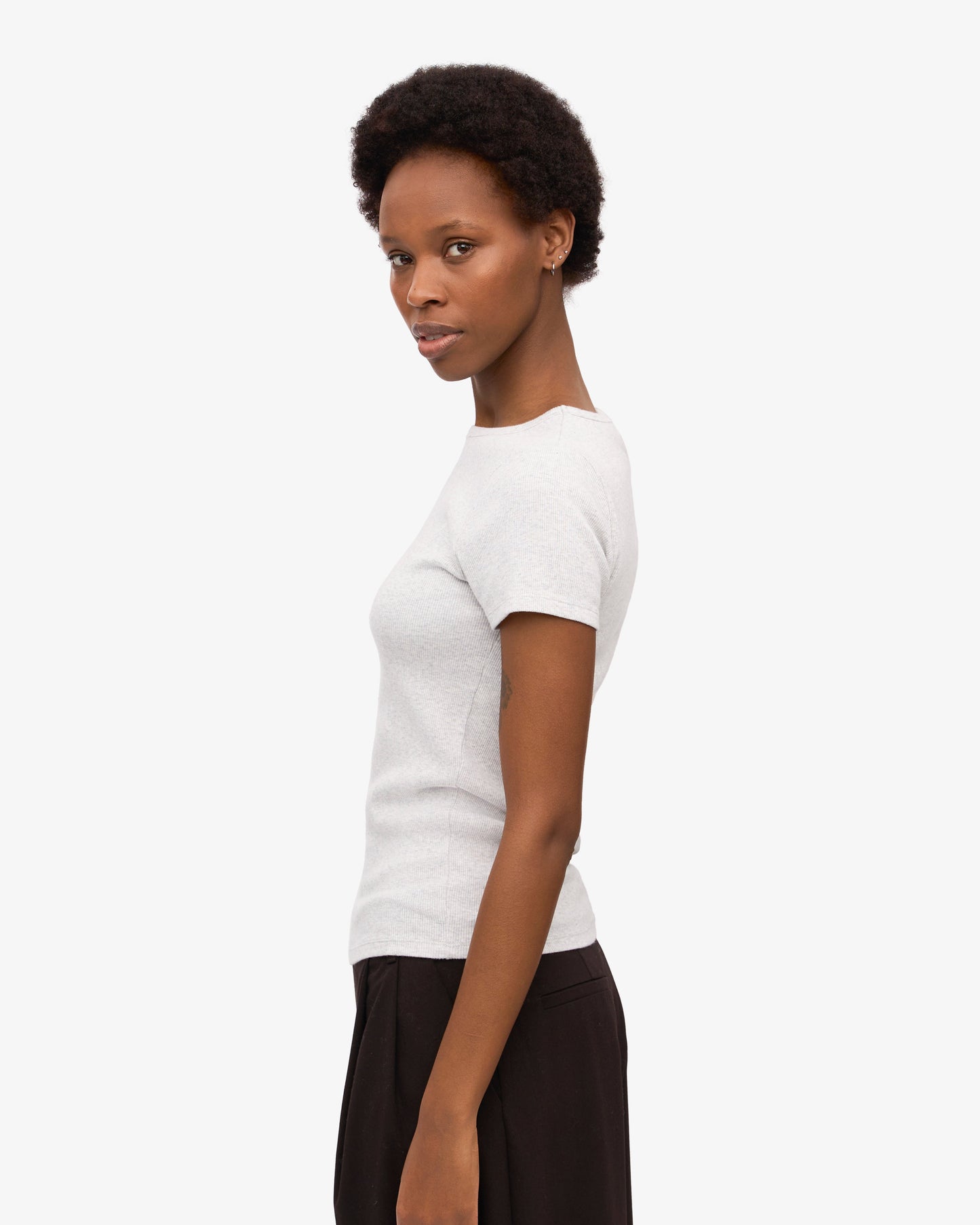 T-shirt côtelé en coton biologique | gris clair "organic rib ss t-shirt - snow melange"