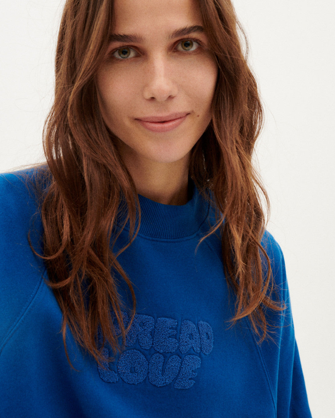 Sweat bleu en coton bio - spread love klein blue sweatshirt