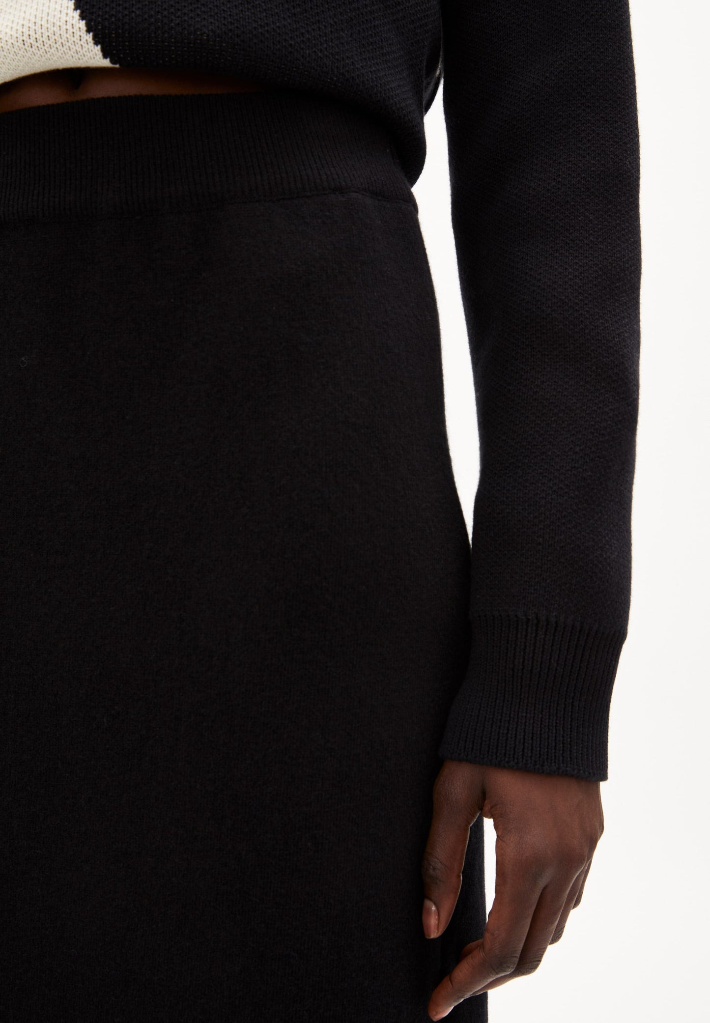Jupe longue noire en coton et laine bio - svadaa black